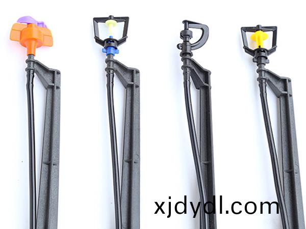 地(di)挿(cha)鏇(xuan)轉(zhuǎn)(zhuan)、折(zhe)射(she)微噴套裝(zhuang)