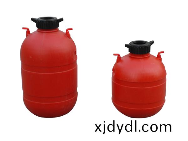 壓(ya)差(cha)式(shi)施(shi)肥(fei)鑵(guan)